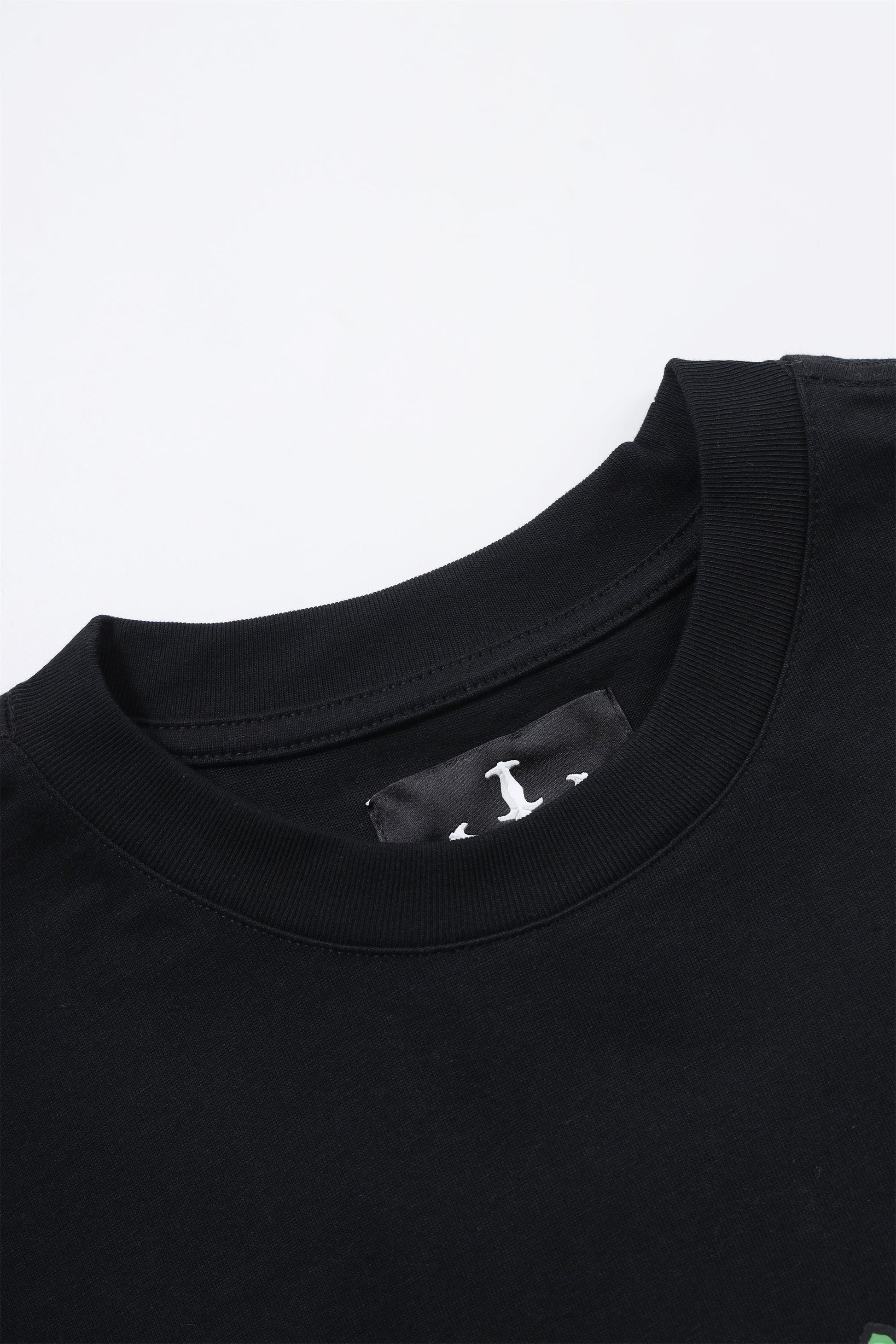 RETRO LOGO RHINESTONE TEE - BLACK